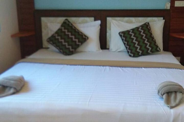 Room 8 of 37