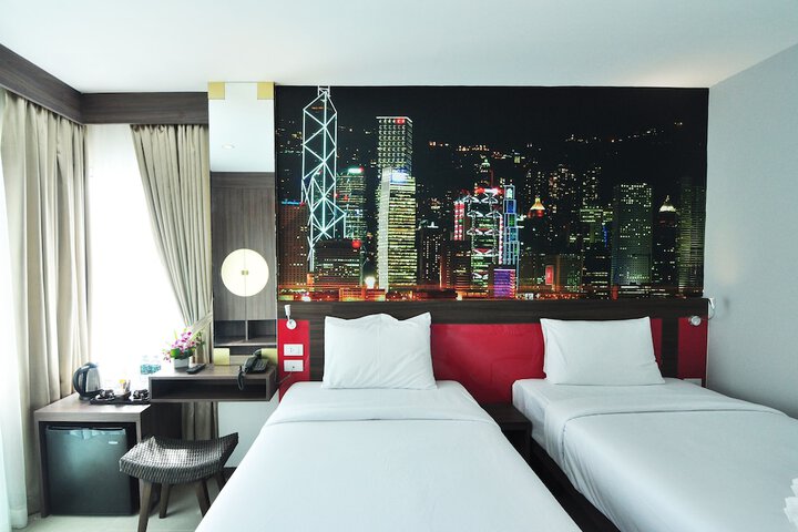 Room 29 of 77