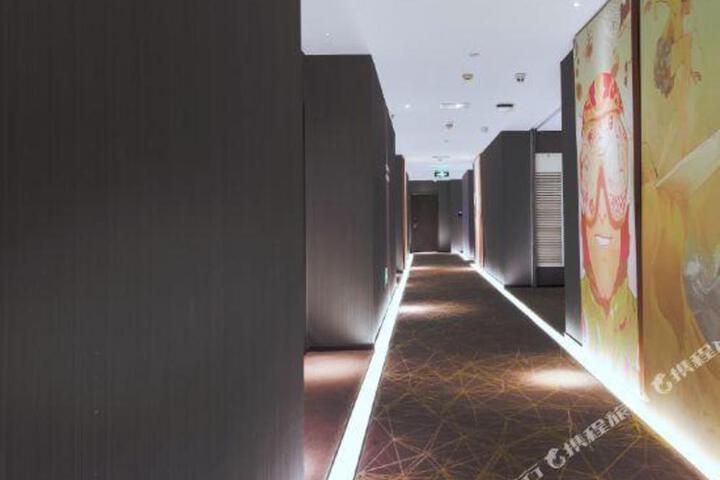 Ou Xia Yue Jing Hotel