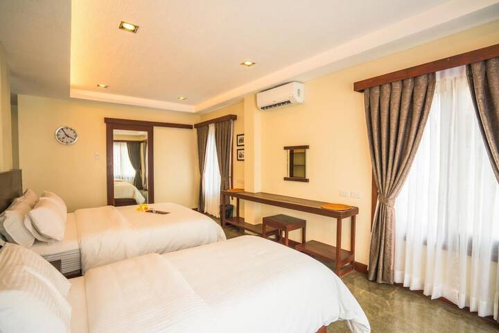 Room 5 of 56