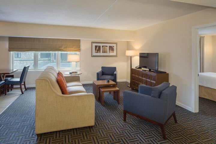 Room 21 of 60