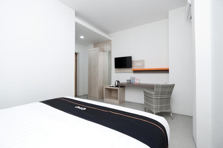 Room 3 of 23