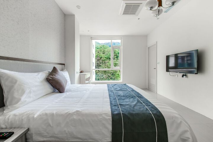 Room 28 of 123