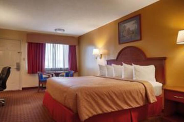 Room 8 of 21
