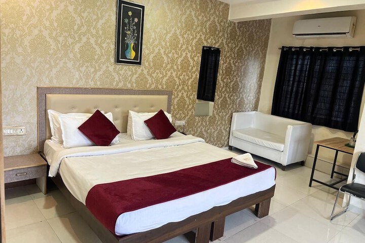 Room 50 of 88