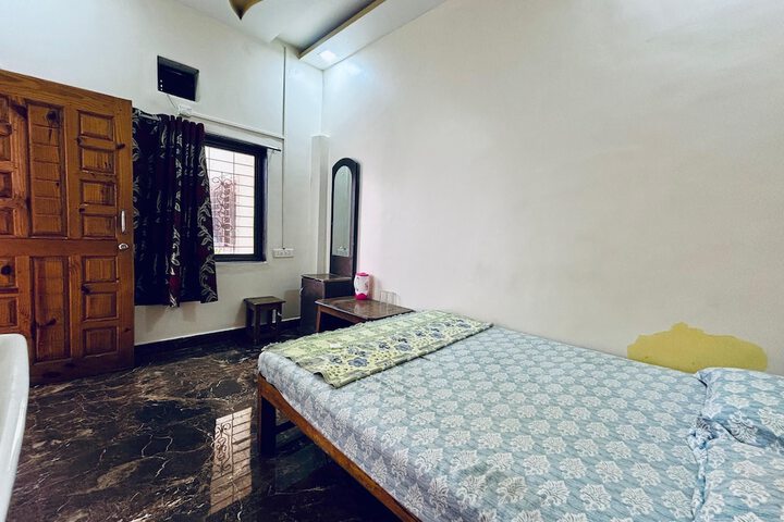 Room 16 of 47