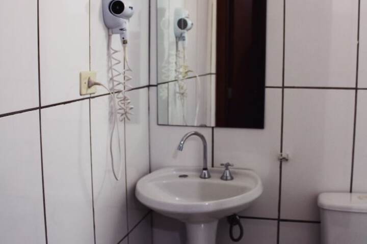 Room 26 of 37