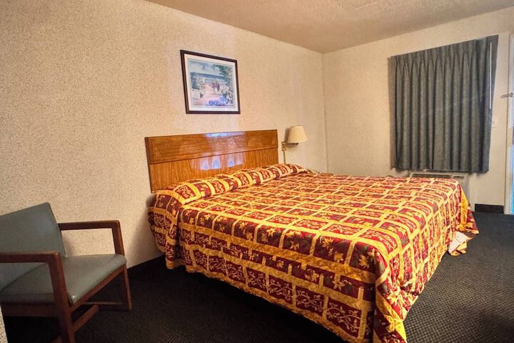 Room 40 of 91