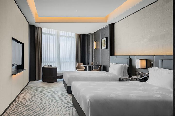Room 21 of 51