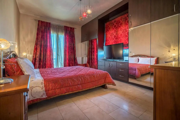 Room 3 of 26