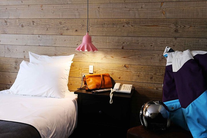 Room 16 of 34