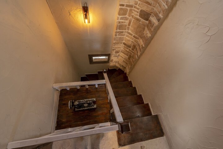 Hotel Interior 80 of 97