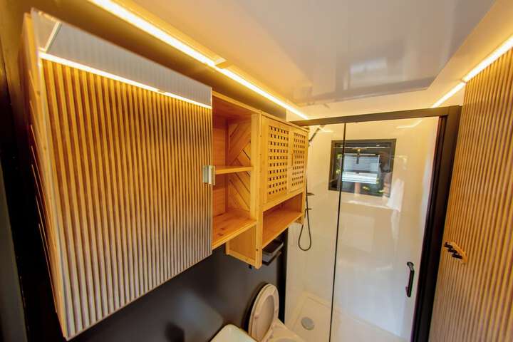 Room 26 of 60