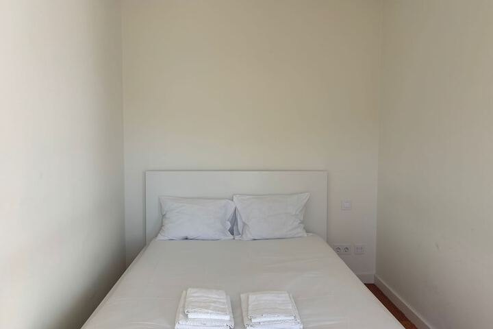 Room 65 of 287