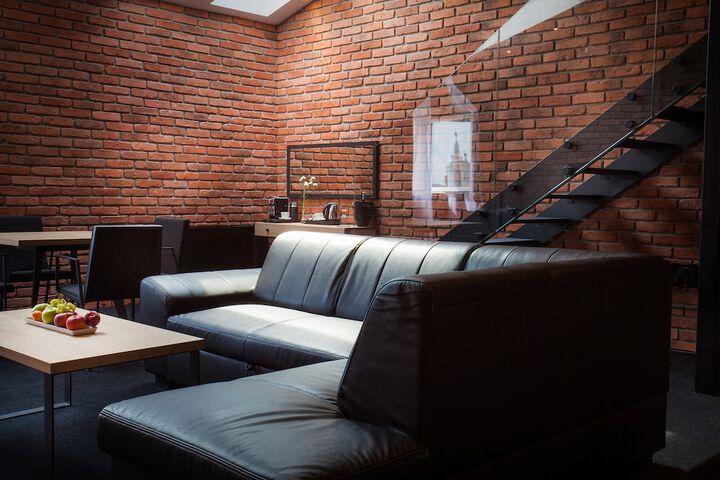 Room 73 of 112