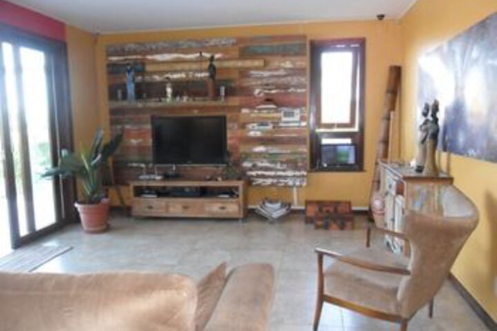 Room 153 of 177