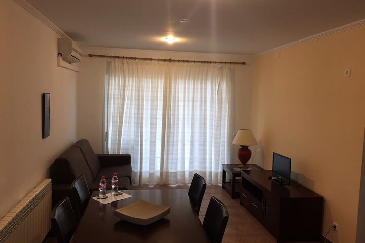 Room 18 of 28