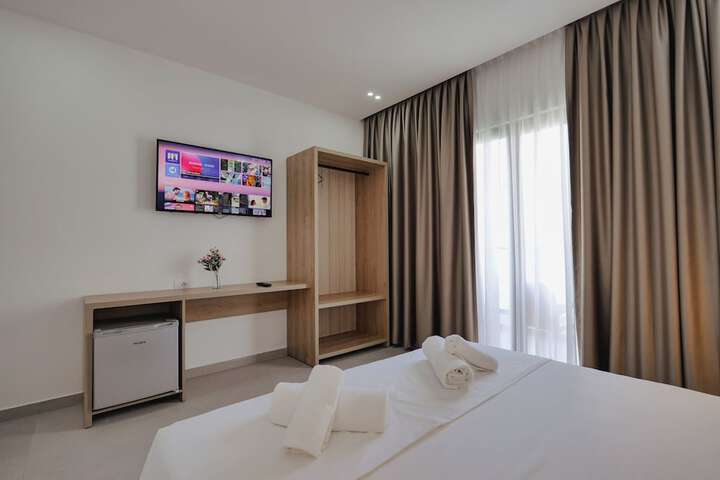Room 54 of 152