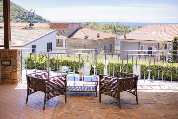 Terrace/Patio 19 of 48