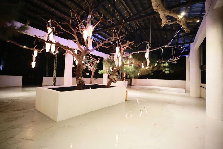 Hotel Interior 73 of 79