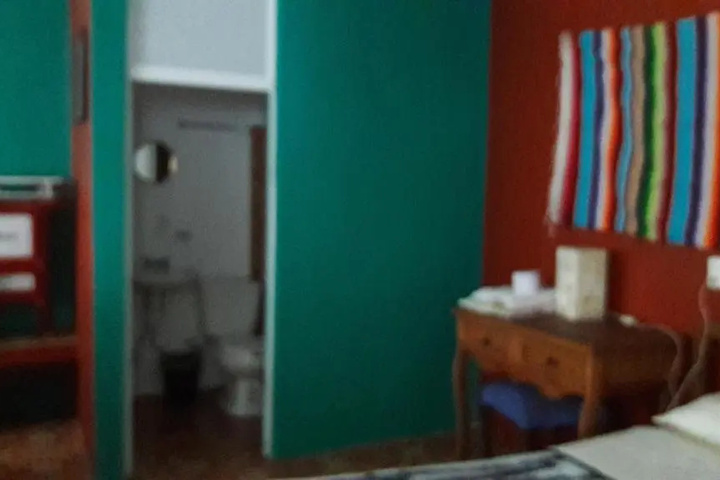 Room 3 of 10