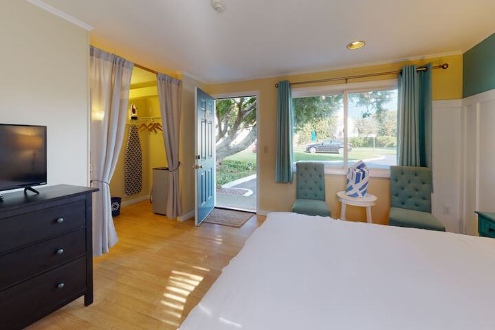 Room 5 of 85