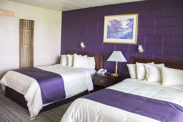 2 Double Beds (6 of 11)