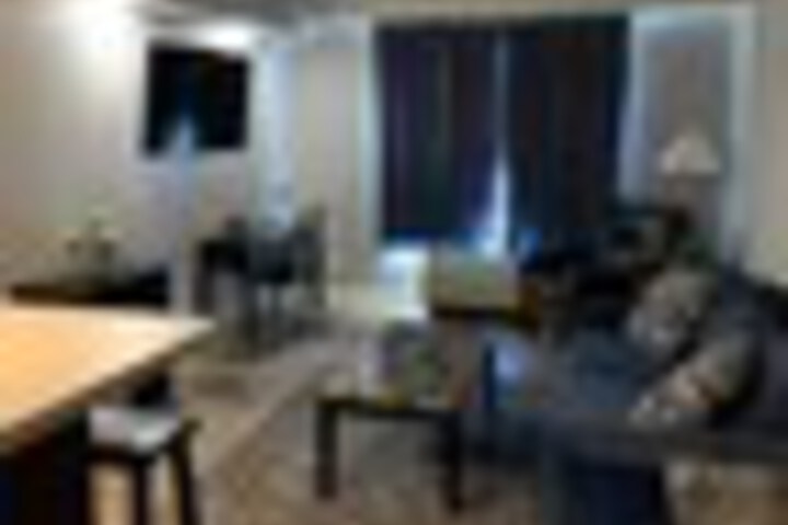 Room 95 of 297