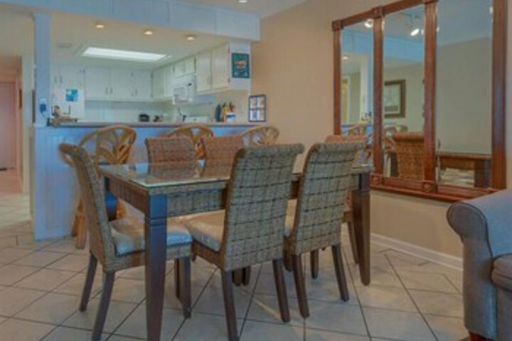 Dining 129 of 360