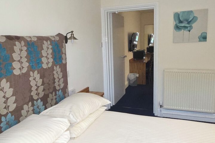 Room 9 of 92
