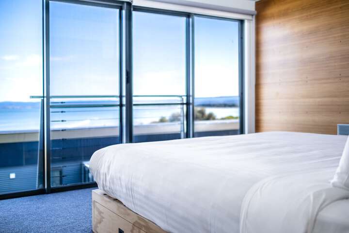 Room 9 of 26