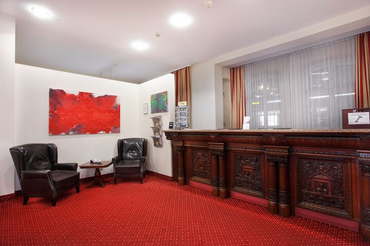 Lobby Entry