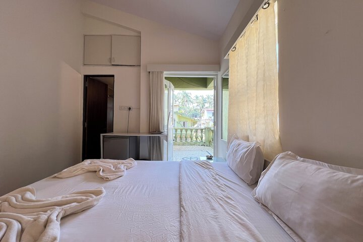 Room 5 of 53
