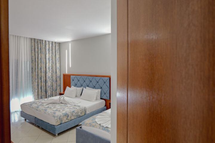 Room 21 of 101