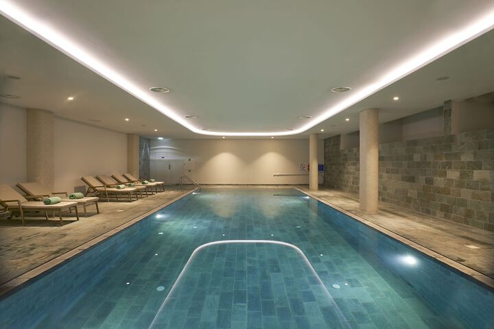 Pool 18 of 44