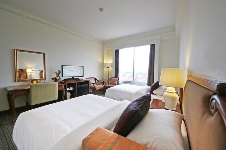 Room 9 of 56