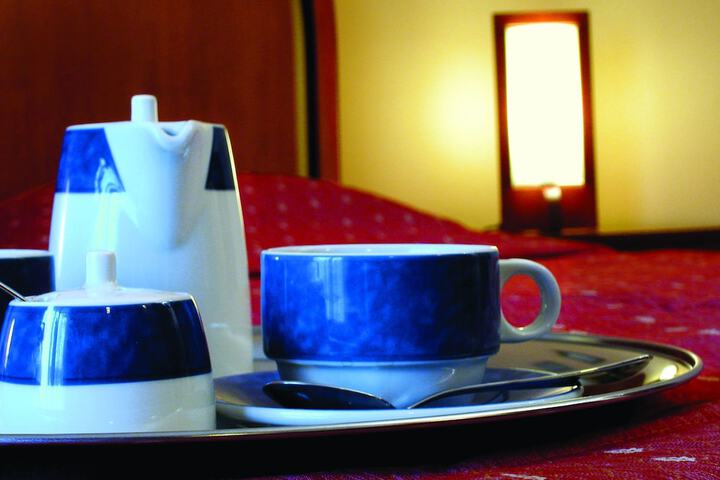 Breakfast/Coffee Service 29 of 62