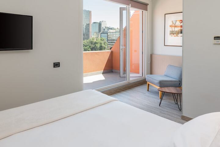 Room 14 of 40