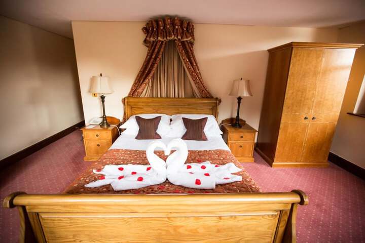 Room 20 of 128