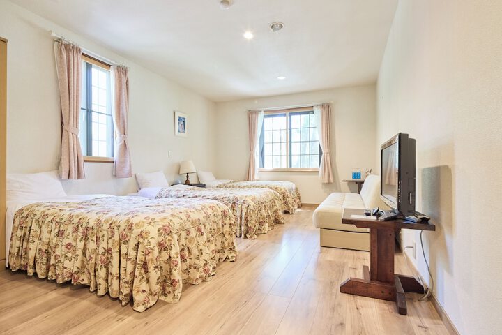 Room 12 of 41