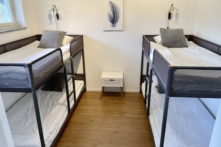 Room 15 of 68