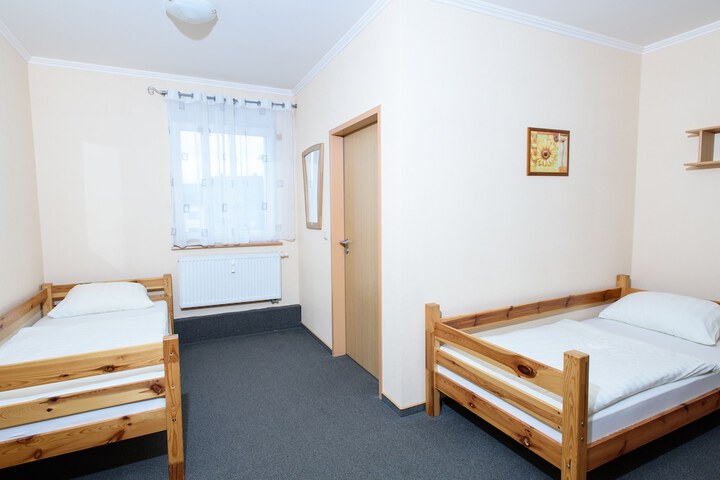 Room 30 of 89