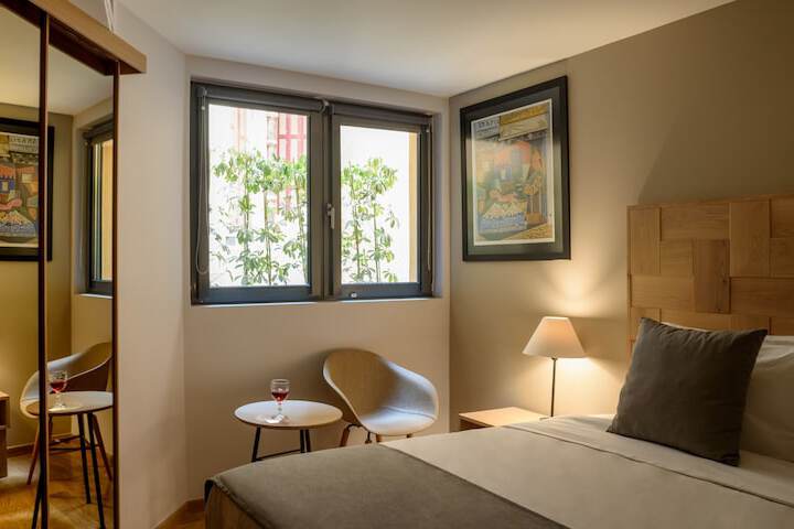 Room 40 of 97