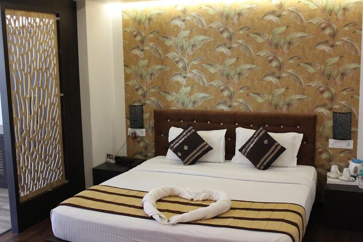 Room 8 of 39