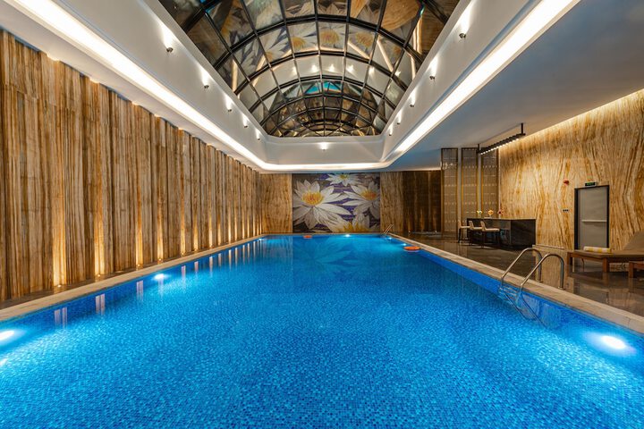 Pools & Facilities