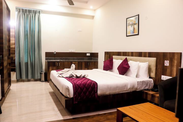 Room 4 of 31