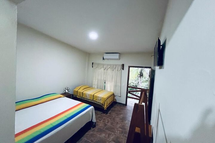 Room 15 of 38