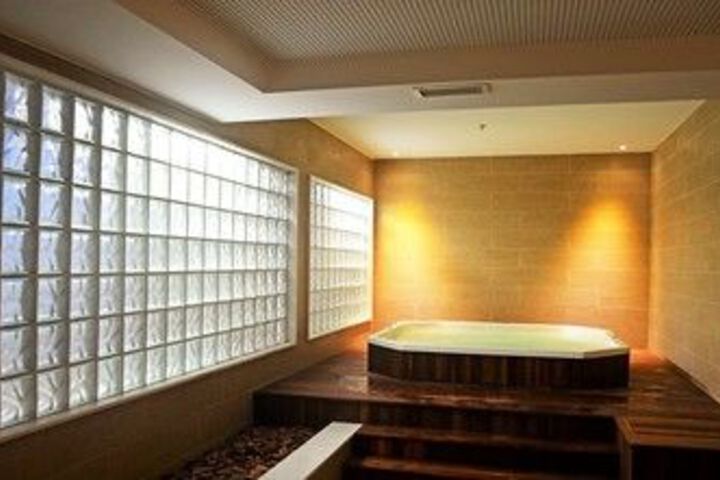 Spa 47 of 48