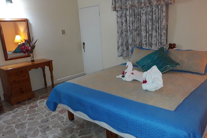 Room 8 of 49