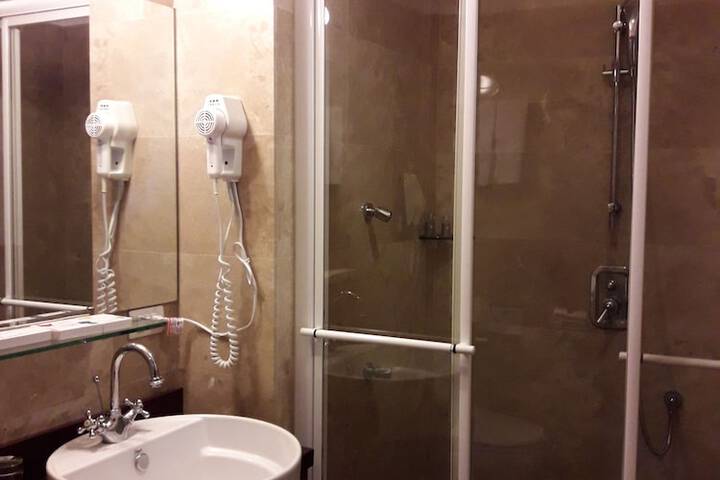 Room 41 of 51